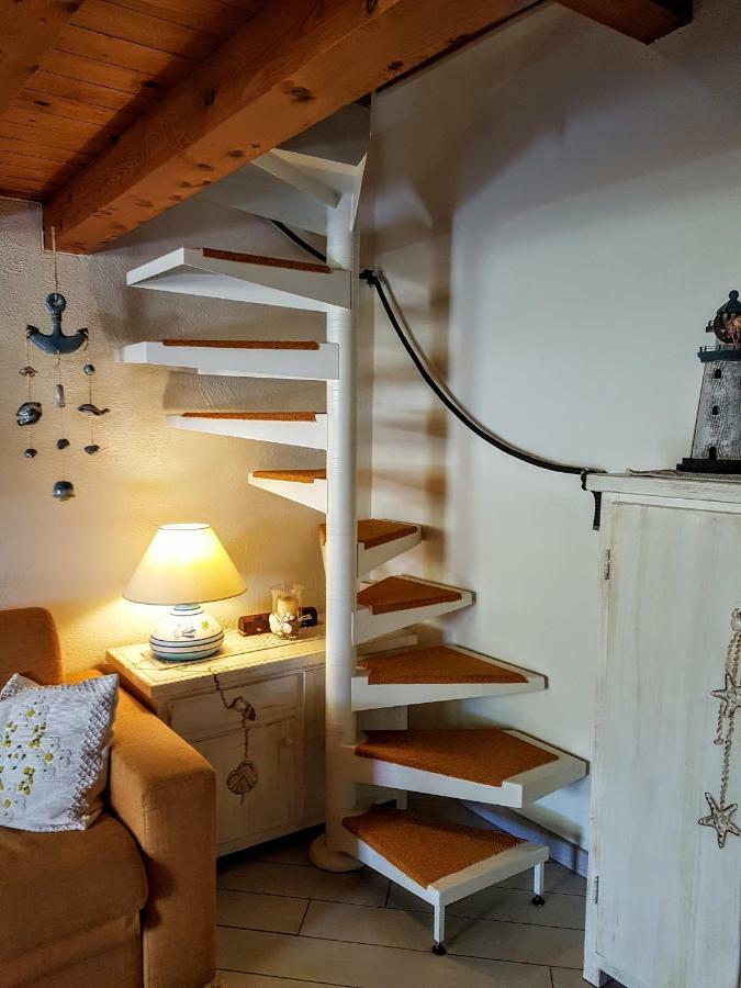 Ferienwohnung La Casa Di Chris Golfo Aranci Exterior foto