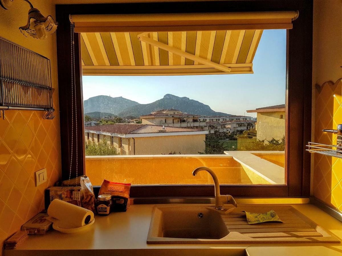 Ferienwohnung La Casa Di Chris Golfo Aranci Exterior foto